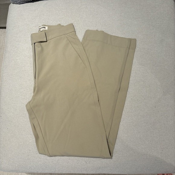 Djerf Avenue First Choice Pants Greige - Picture 3 of 3